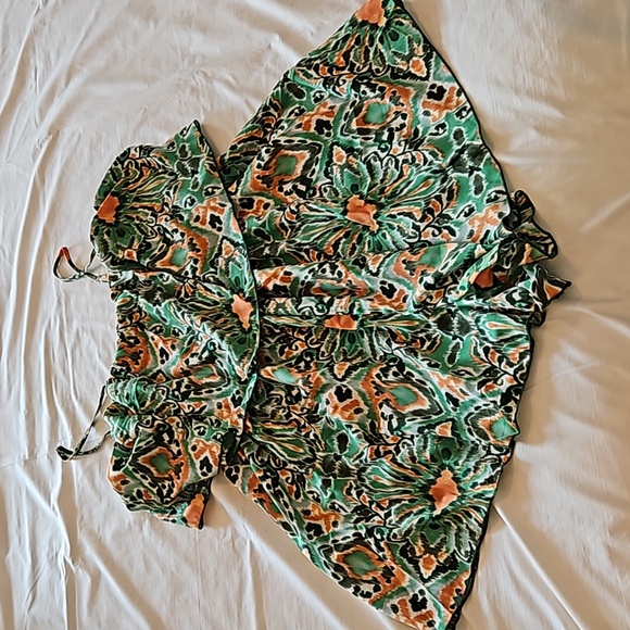 Cupshe Abstract Print Flounce Cami Romper - Picture 11 of 11